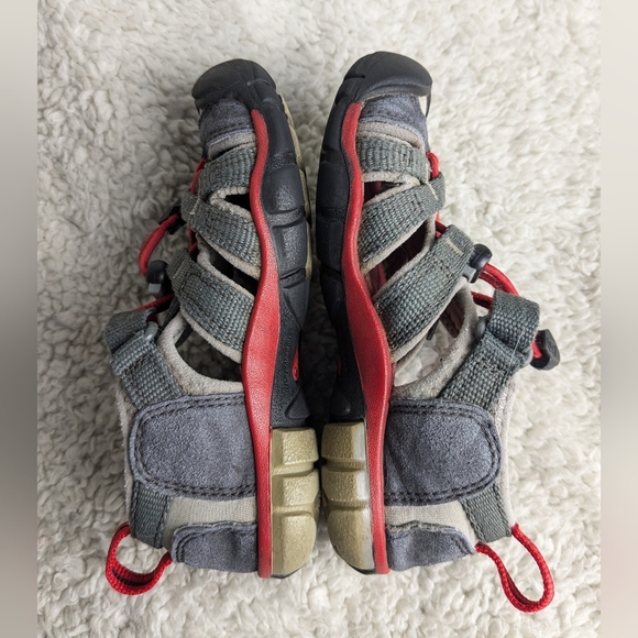 KEEN Kid Sandals Size 9 Gray And Red Color Machine Washable - Picture 5 of 7